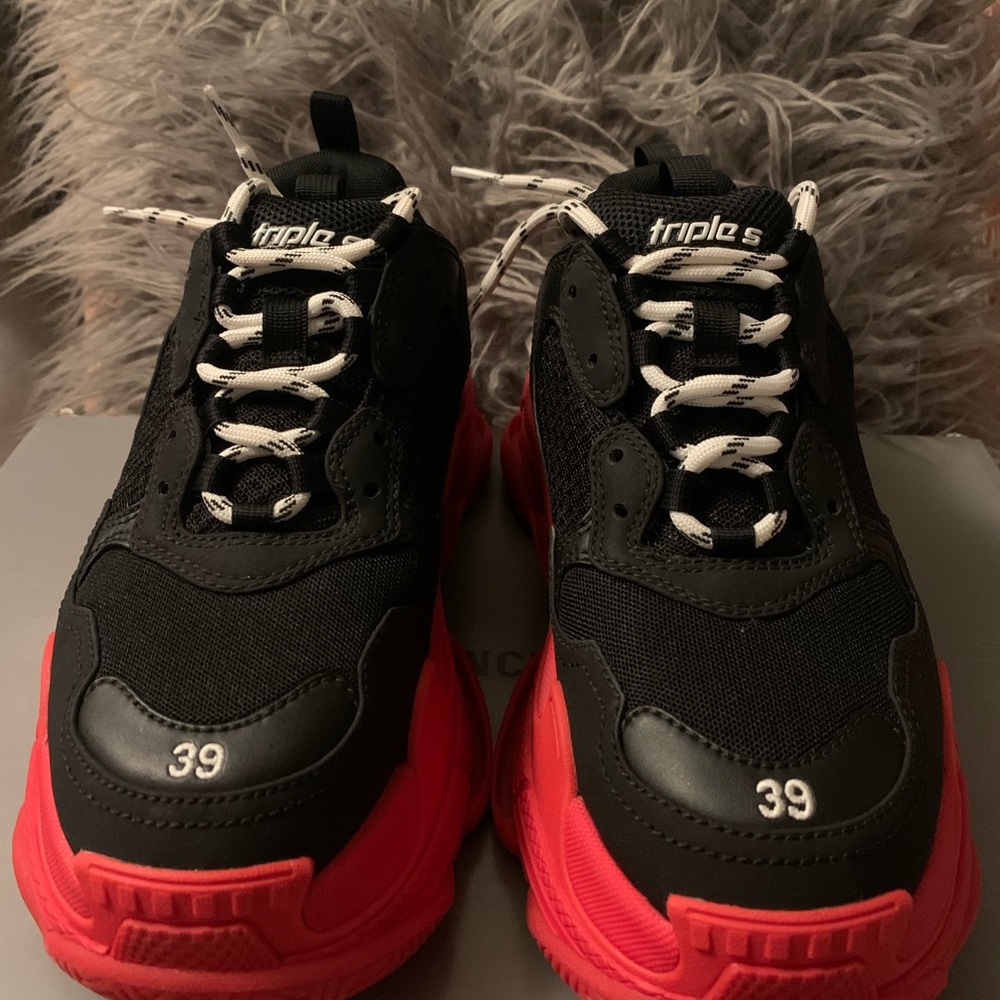 Balenciaga’s triple S